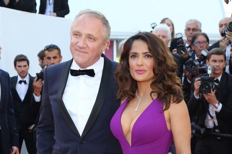 Salma Hayek y su esposo Francois-Henri Pinault en el Festival de Cine de Cannes 2015. Foto por David Silpa/UPI