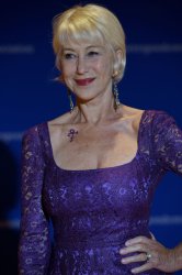 Helen Mirren poses on the red carpet at the White House Correspondents' Association Dinner