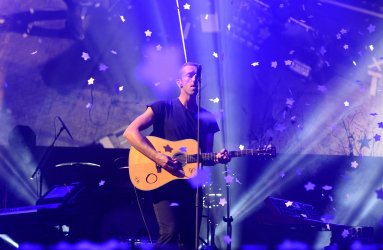 Coldplay performs live in Glasgow