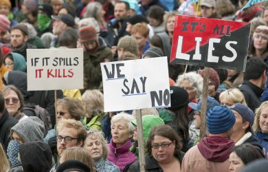Thousands gather at BC Legislature in Victoria to protest against Northen Gateway oil pipeline