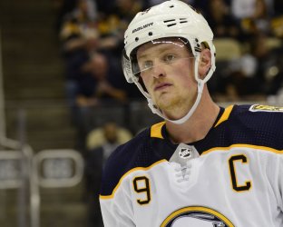 Sabres center Jack Eichel During 3-1 Win in Pittsburgh
