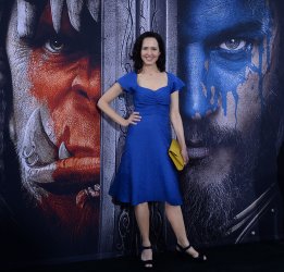 Anna Galvin attends the "Warcraft" premiere in Los Angeles