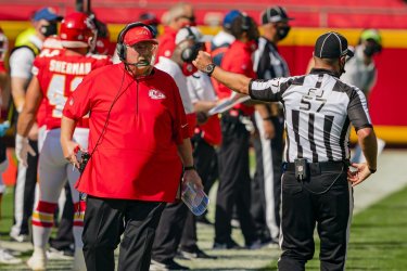 Chiefs Andy Reid Exchanges Words with a Referee