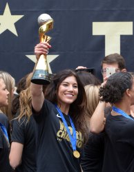 U.S. women celebrate World Cup win in Los Angeles