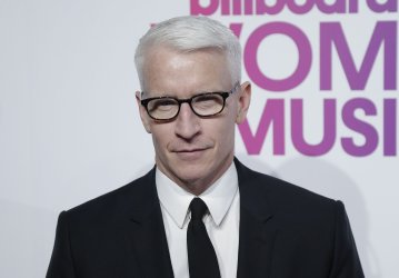 Anderson Cooper at the Billboard Women in Music 2016