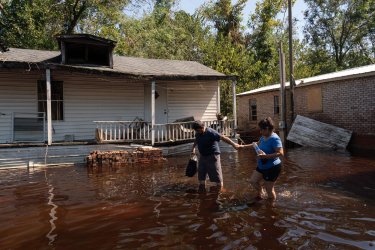 North Carolina tries to return to normal followig Hurricane Florence