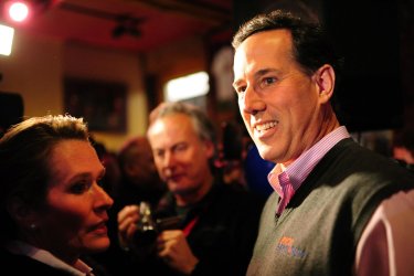 Presidential Candidate Rick Santorum speaks at rally in Manchester, Hew Hampshire