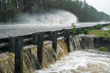 North Carolina starts flooding during Tropical Storm Florence