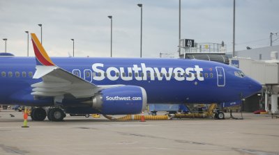 Last Southwest 737 Max 8 plane to be grounded lands in St. Louis