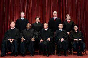 Supreme Court Poses for Group Photo
