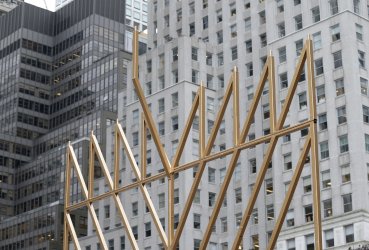 Assembly of world's largest Menorah in New York