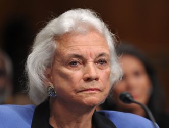 Senate Aging Committee investigates Alzheimer's in Washington
