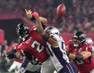 New England Patriots defeat Atlanta Falcons in Super Bowl LI