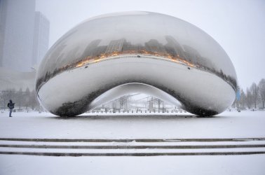 Cloud Gate reflects snow storm in Chicago
