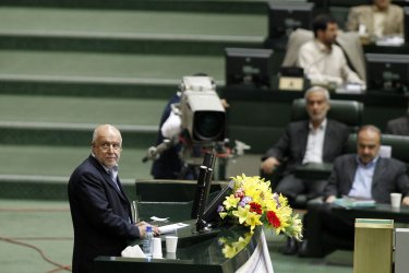 Members of  parliment vote for Rouhani's new cabinet
