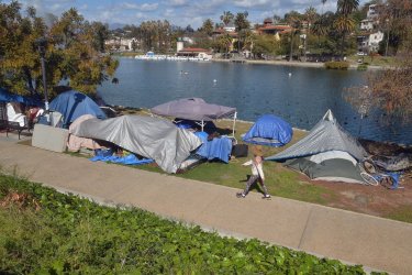L.A. to Clear Tent Camp for repairs at Echo Park Lake