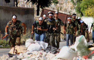 Free Syrian Army clashes with Bashar al-Assad regime in Aleppo