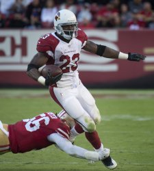 Cardinals Adrian Peterson gains 159 yards against 49ers