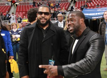 Ice Cube and Kevin Hart come to St. Louis Rams game