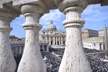 Pope Francis celebrates a Holy Mass for the canonization of four new saints: Vincenzo Grossi, Mary of the Immaculate Conception, Louis Martin and his wife Zélie Guérin, the first-ever married couple with children to be canonized in the same ceremony.Vat