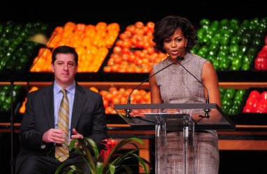 First Lady Michelle Obama speaks at Walmart's healthy foods initiative in Washington