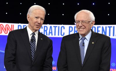 Democratic presidential candidates attend debate in Iowa