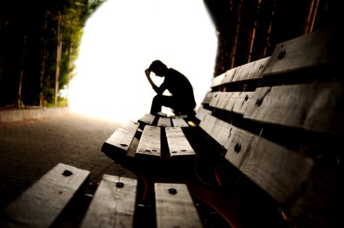 U.S. suicide rates climb in 2021 after declining for two years