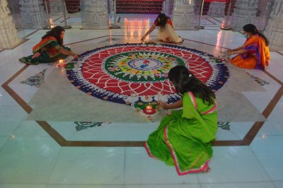 More school districts take holiday for Hindu celebration of Diwali