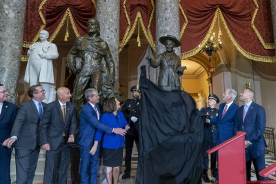'Great day to be Nebraskan': Statue of author Willa Cather unveiled in D.C.