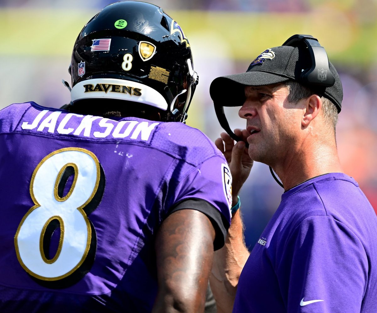 Baltimore Ravens QB Lamar Jackson seeks trade; coach expects him to stay -  