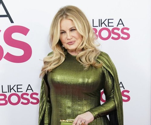 Jennifer Coolidge says she almost rejected 'White Lotus' role on 'Tonight Show'