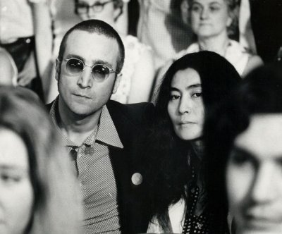 John Lennon slain in New York