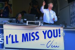 Vin Scully, legendary Dodgers broadcaster, dies at 94