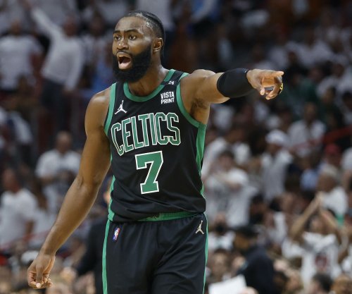 Tatum, Brown carry Celtics past Heat for 3-2 series lead