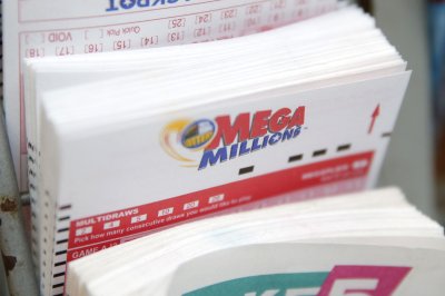 Single-ticket-sold-in-Illinois-wins-$1.28B-Mega-Millions-jackpot