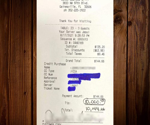 Florida restaurant customer leaves staff a $10,000 tip