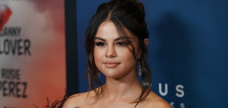 Selena Gomez teases new music at 'Dead