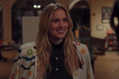 Elizabeth Lail: 'Mack & Rita' is reminder to be our authentic selves