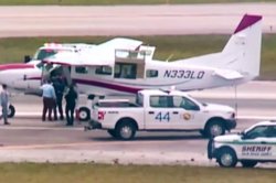 Florida passenger who landed plane after pilot passed out says he had to 'do or die'