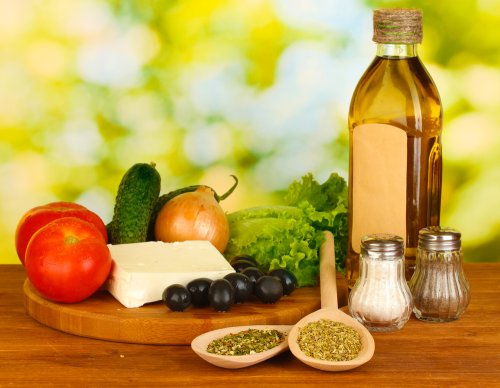 Less than a tablespoon of olive oil a day slows death risk, study says