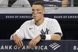 Struggling N.Y. Yankees drop to .500