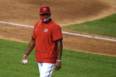 Washington Nationals, manager Dave Martinez agree to extension