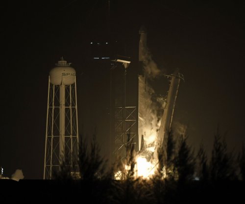 SpaceX cargo capsule successfully splashes down in Florida
