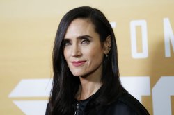 Jennifer Connelly recalls meeting Princess Diana at 'Labyrinth' premiere: 'She was impeccable'