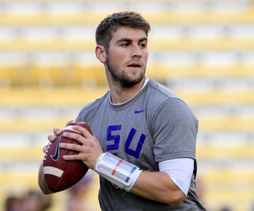 Top 25: Danny Etling powers LSU Tigers past Chattanooga 