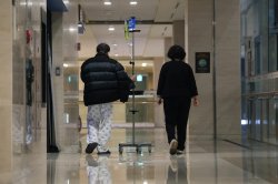 South Korea raises health crisis level to 'severe' over doctor walkouts