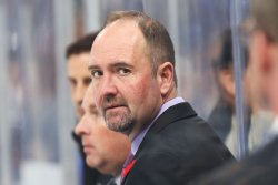 NHL: Golden Knights fire coach Peter DeBoer after first non-playoff season
