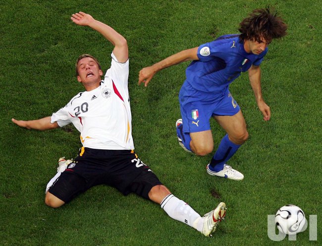 FIFA WORLD CUP 2 FIGURES Germany 2006 ITALY 02 PIRLO CAMORANESI DeAGOSTINI 