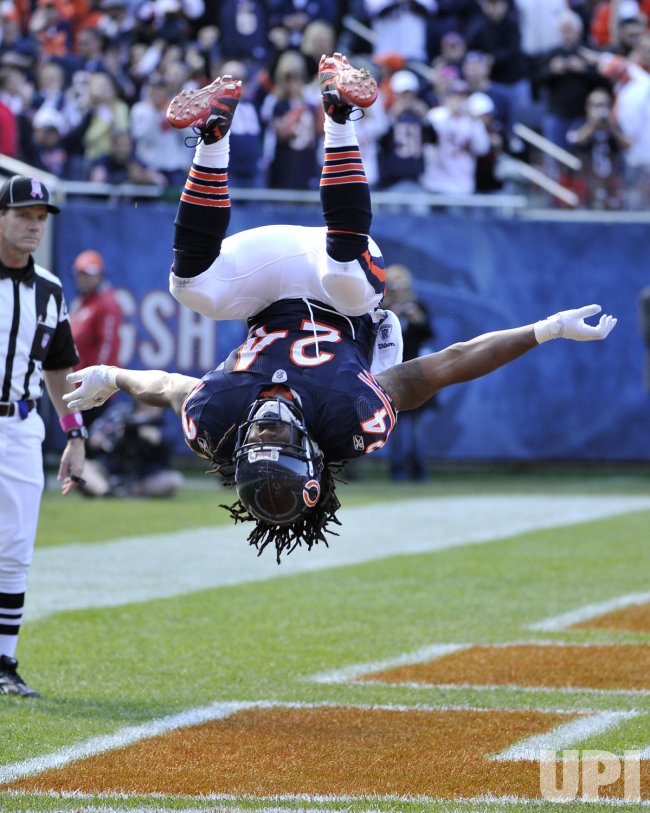 Bears' Barber celebrates touchdown in Chicago