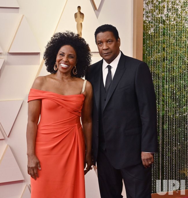 Photo: Denzel and Pauletta Washington Arrive for the 94th Academy Awards in  Los Angeles - LAP202203270406 - UPI.com